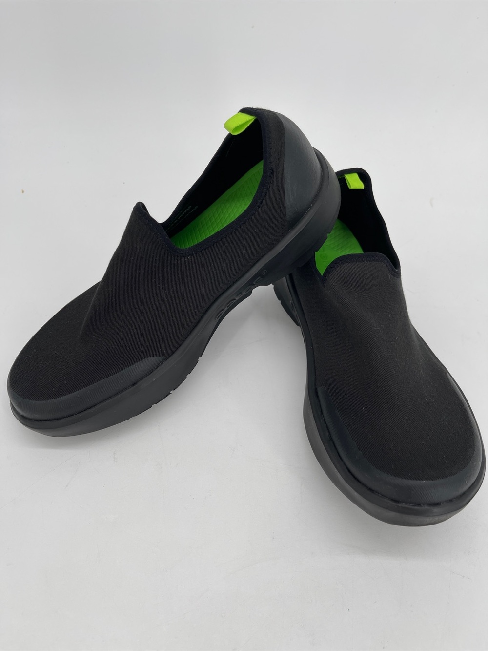 OOFOS Oomg Eezee Low Women’s Casual Black Shoes Size 10